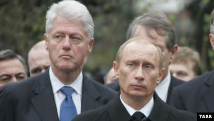 Ρωσία: Στη δημοσιότητα η συνομιλία Putin - Clinton για τη βύθιση του πυρηνοκίνητου υποβρυχίου «Κουρσκ» το 2000