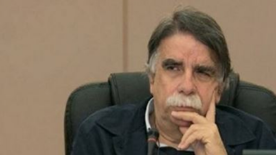 Βατόπουλος: Αναγκαίος ο εμβολιασμός όλου του πληθυσμού - Μην ξεχνάμε τις μάσκες και τα τεστ