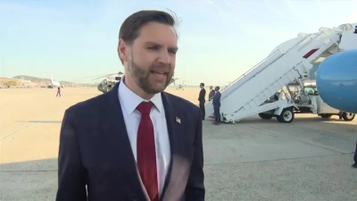 Ο Vance πετά για Πακιστάν: «Απλώνουμε χέρι, αλλά δεν παίζουμε» προς το Ιράν