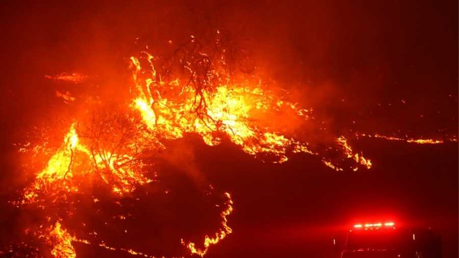 Ανύπαρκτο το επιτελικό κράτος – Εθνική καταστροφή οι φωτιές, διεθνώς ρεζίλι, αλλά το Μαξίμου θέλει να προστατεύσει Μητσοτάκη