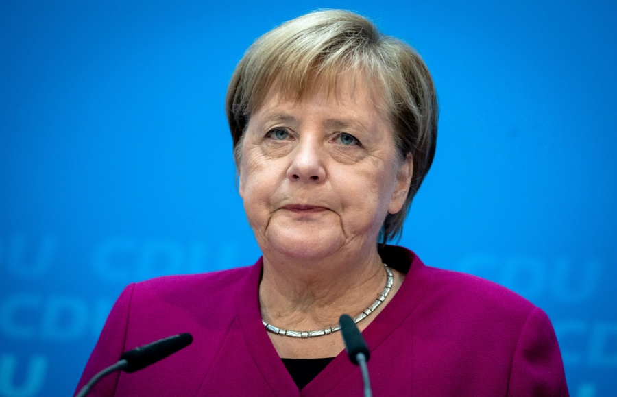 Γερμανία: Το 38% των Γερμανών επιθυμεί να αποχωρήσει η Merkel από την καγκελαρία πριν από το 2021