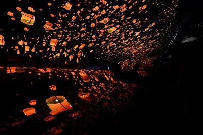 Το digital signage installation LG OLED FALLS κλέβει τις εντυπώσεις των επισκεπτών στη CES