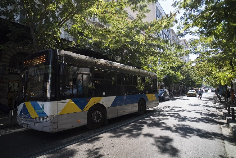 Σταθόπουλος για ΜΜΜ: Θα προστεθούν άμεσα 200 λεωφορεία και άλλα 300 έως το τέλος του 2020