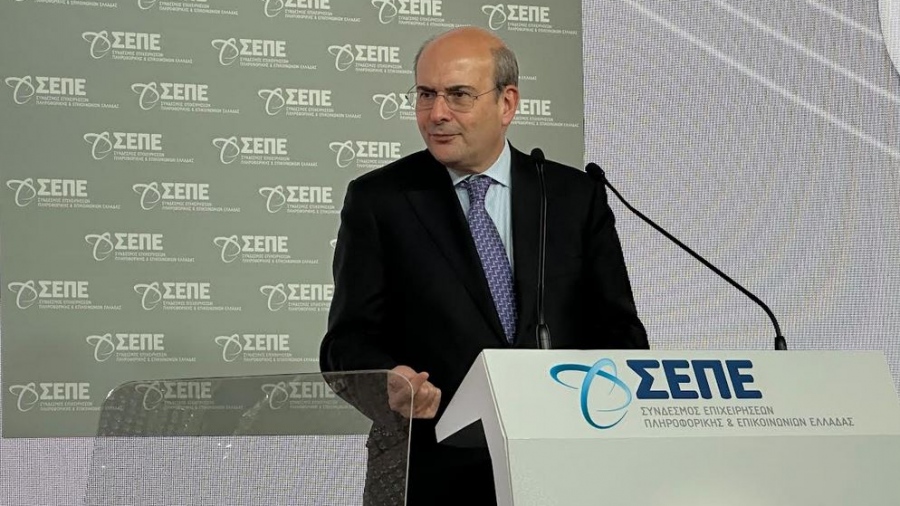 Χατζηδάκης: Ποτέ άλλοτε δεν δόθηκαν στη χώρα τόσα χρήματα για τον ψηφιακό μετασχηματισμό της οικονομίας