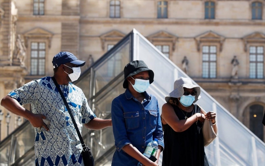 Γαλλία: Υποχρεωτικός εμβολιασμός του ιατρονοσηλευτικού προσωπικού