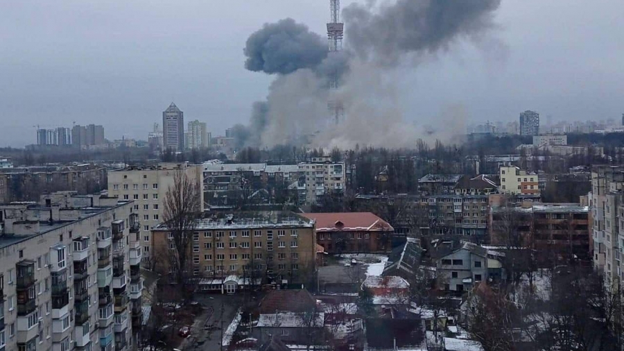 Βομβάρδισαν ξανά το Κίεβο οι ρωσικές δυνάμεις απάντηση στο ΝΑΤΟ – Η Ρωσία αρνείται διαπραγμάτευση για το Azovstal