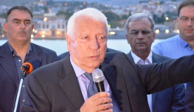 Ματαίωσε την συνάντηση με Μηταράκη για τις κλειστές δομές ο περιφερειάρχης Βορείου Αιγαίου