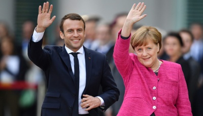 Συνάντηση Merkel – Macron – Juncker για το μέλλον της Ευρωζώνης – Επί τάπητος και το ελληνικό χρέος;