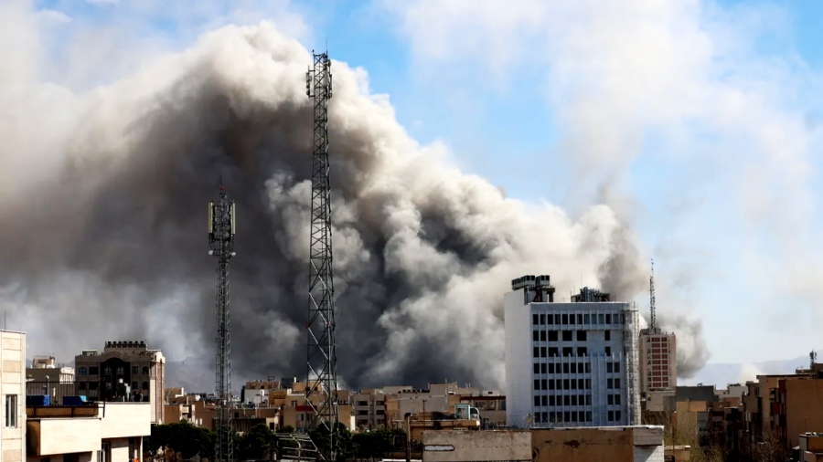 Κόλαση στο Ιράν: Σαρωτικός βομβαρδισμός των IDF έπληξε στρατιωτικό σύμπλεγμα στην Ανατολική Τεχεράνη