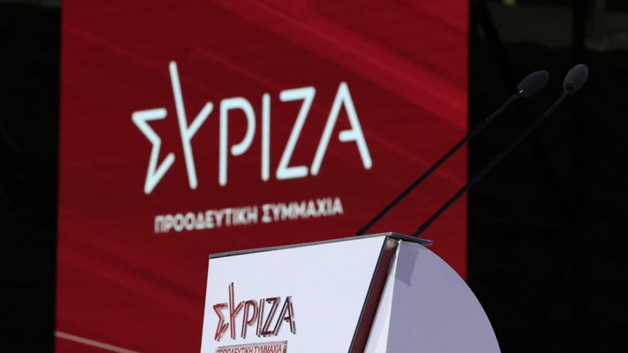 ΣΥΡΙΖΑ-ΠΣ: Αντί παραιτήσεως, η Κεραμέως πραγματοποιεί κομματικές φιέστες στο εξωτερικό