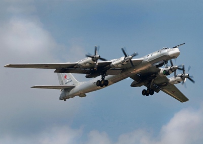 Σαρωτικό πλήγμα: Με τα θηριώδη Tu - 95MS η Ρωσία επιτέθηκε κατά κύματα και διέλυσε την ουκρανική  βάση των Storm Shadow