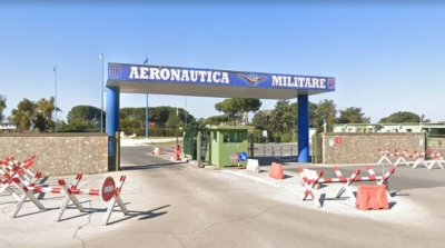 Ιταλία: Έφτασαν οι πρώτες 250.000 δόσεις του εμβολίου της AstraZeneca