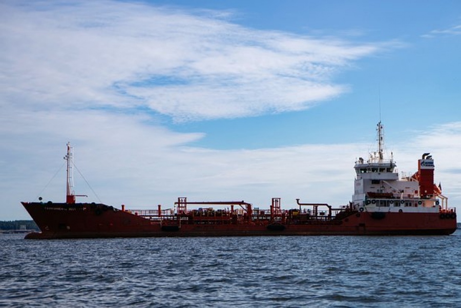 Σοβαρή εξέλιξη: Η Ρωσία σταμάτησε τις εξαγωγές πετρελαίου μετά από επίθεση drones στο Leningrad