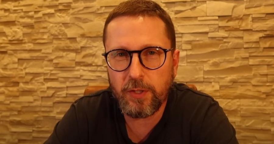 Αυτή είναι η «Δημοκρατία» του Zelensky – Συνελήφθη δημοφιλής blogger, επειδή αποκάλυψε τον ρόλο του Ουκρανού προέδρου