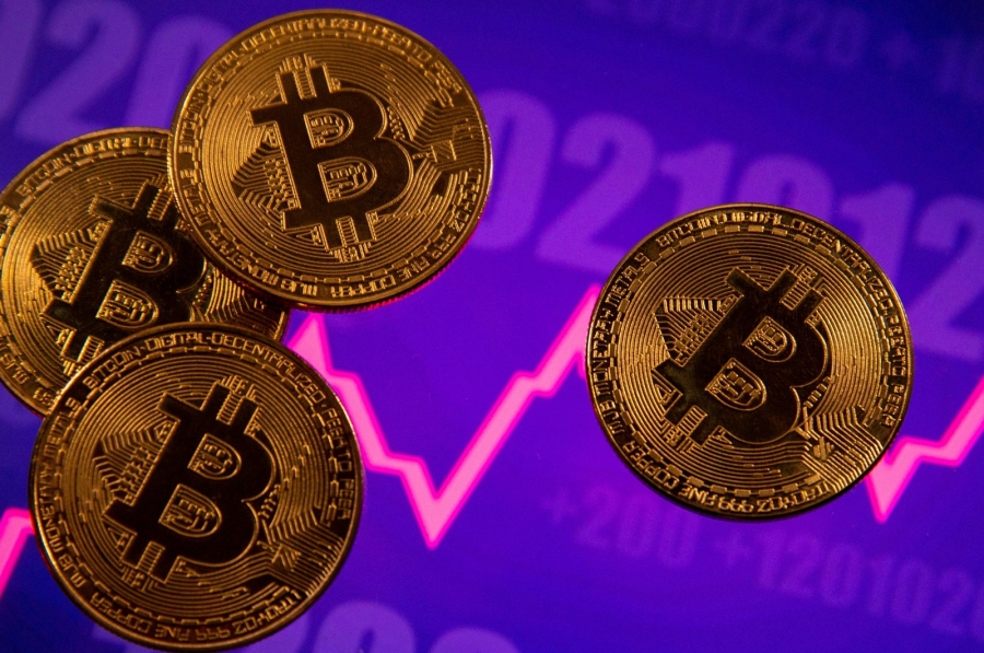 Το Bitcoin ξεπέρασε και πάλι τα 60.000 δολάρια, εν μέσω συζητήσεων για περιορισμένη προσφορά