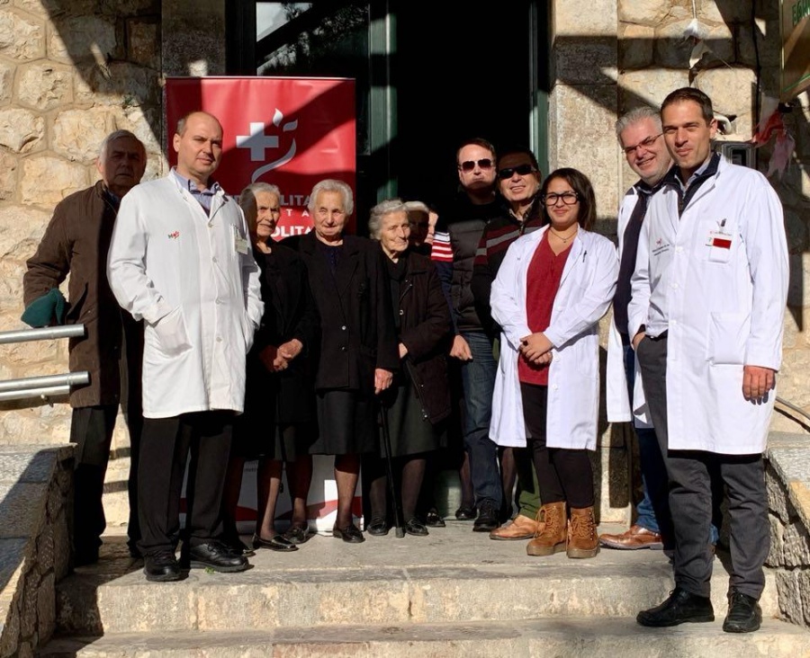 Θερμή υποδοχή επεφύλαξαν στους γιατρούς του Metropolitan