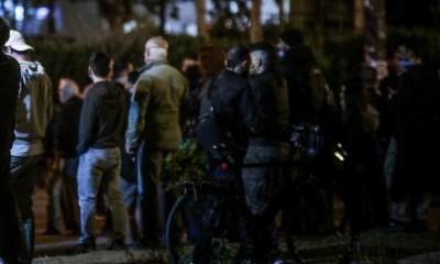 Έντονη ανησυχία για τις συγκεντρώσεις στις πλατείες - Κώδωνας κινδύνου από επιστήμονες: Ελλοχεύει ο κίνδυνος εξάπλωσης της πανδημίας