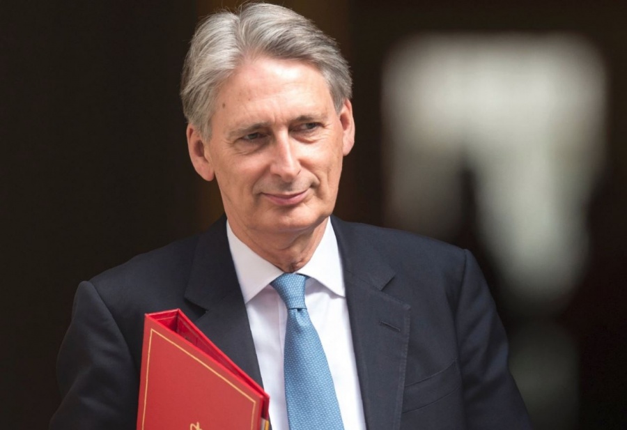 Hammond (ΥΠΟΙΚ Βρετανίας): Η επίλυση του Brexit πρέπει να αποτελέσει την κορυφαία προτεραιότητα της κυβέρνησης