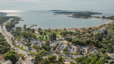 Οι 4 «μνηστήρες» που ερίζουν για την εκμίσθωση της Ακτής Βουλιαγμένης