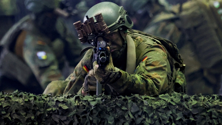 Η Γερμανία εξοπλίζεται σαν αστακός - Drones, έξυπνα πυρομαχικά και εκατοντάδες άρματα θα στοχεύουν τη Ρωσία