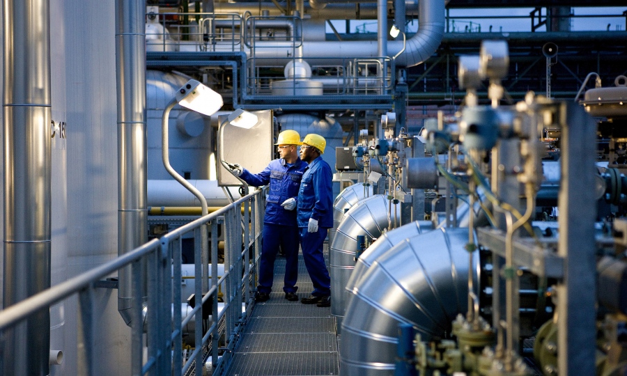 Καταρρέει η γερμανική βιομηχανία - «Βουτιά» 7% στις παραγγελίες τον Ιανουάριο 2025