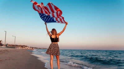 Καταρρέει ο εισερχόμενος τουρισμός των ΗΠΑ