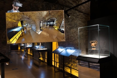 Σε μια virtual περιήγηση στην έκθεση «Οι αμέτρητες όψεις του Ωραίου» μάς προσκαλεί το Πολιτιστικό Ίδρυμα Ομίλου Πειραιώς