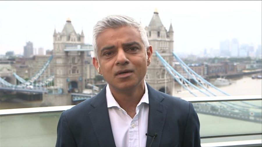 Khan (Δήμαρχος Λονδίνου): Ζήτησε από την ΕΕ όσοι Βρετανοί το επιθυμούν, να διατηρήσουν την ευρωπαϊκή τους ιθαγένεια