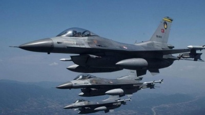 Μπαράζ παραβιάσεων από τουρκικά μαχητικά αεροσκάφη στο Αιγαίο