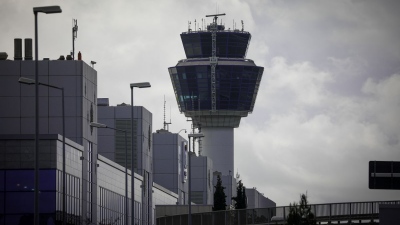 Θεατρινισμοί για το black out στο FIR Αθηνών - Ο Δήμας καρατομεί τον διοικητή της ΥΠΑ - Πόρισμα καταπέλτης για τις αερομεταφορές