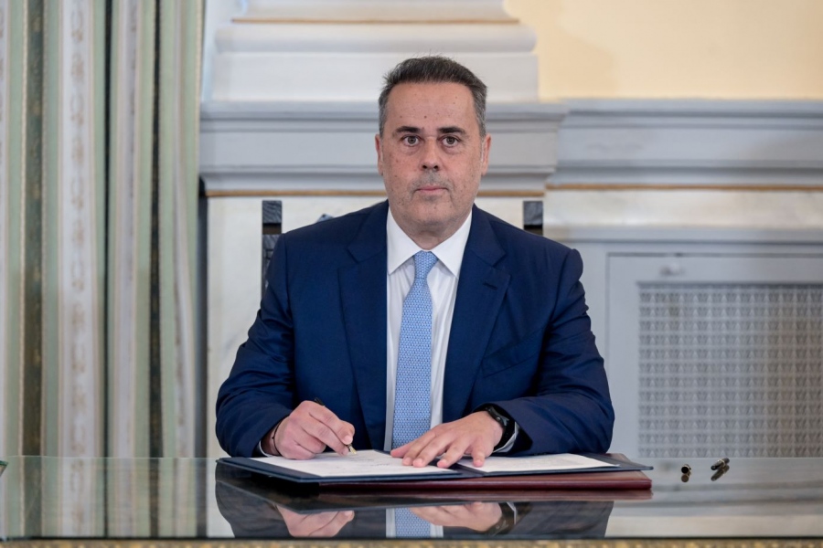 Παπασταύρου: Ο κάθετος διάδρομος είναι η νέα ενεργειακή ραχοκοκαλιά της Ευρώπης -  Ενώνει Νότο με Βορρά και ενισχύει τον ρόλο της Ελλάδας