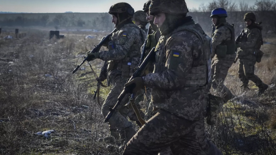 Wall Street Journal: Η πρώτη γραμμή της Ουκρανίας παγώνει λόγω των FPV drones – H Ρωσία έχει πλεονέκτημα