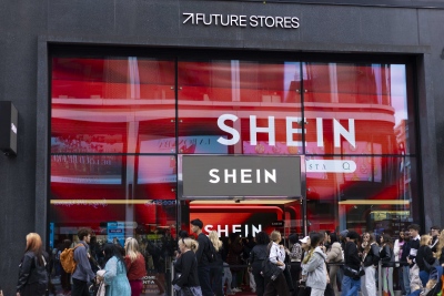 Επέλαση της κινεζικής fast - fashion - Η Shein επεκτείνεται σε 5 γαλλικές πόλεις, παρά τις αντιδράσεις