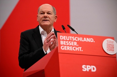 Σε λογιστικές αλχημείες καταφεύγει ο Scholz για να αποφύγει το οικονομικό κραχ - Απέλπιδα προσπάθεια του SPD