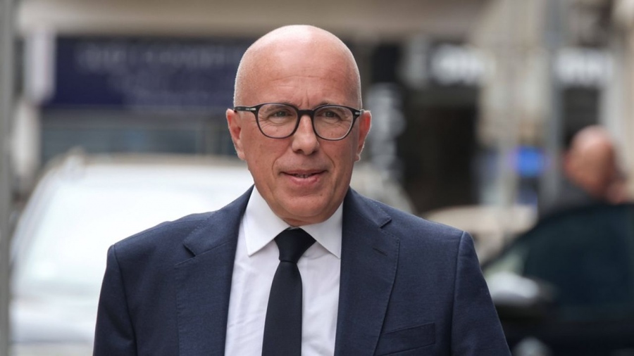 Βόμβα στη Γαλλία: Ναι σε συμμαχία με Le Pen οι δεξιοί Les Republicains