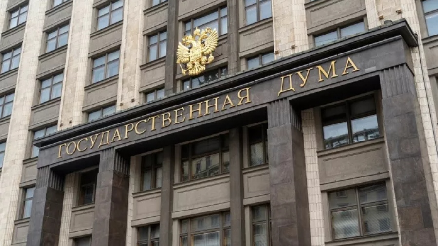 «Είναι ο ήρωάς μας!»: Η Κρατική Δούμα καλεί Λετονό βουλευτή να μετακομίσει στη Ρωσία