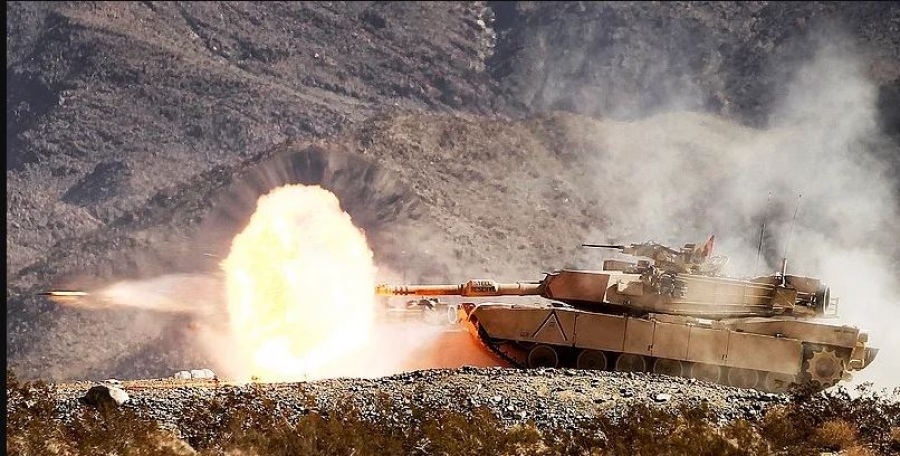 Αδίστακτη η Δύση - Έτοιμες και οι ΗΠΑ να στείλουν οβίδες με απεμπλουτισμένο ουράνιο στην Ουκρανία