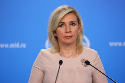 Zakharova: Tο εκπαιδευτικό επίπεδο των Αμερικανών απλώς με σκότωσε, είναι τελείως αμόρφωτοι