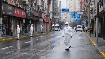 Κίνα: Συρρίκνωση για τη μεταποίηση, εν μέσω έξαρσης lockdown στη Σαγκάη