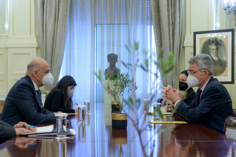 Pyatt σε Δένδια: Αδιαμφισβήτητη η κυριαρχία της Ελλάδας στα νησιά της