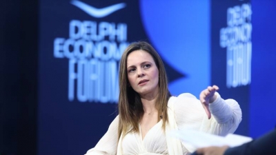 Αχτσιόγλου:  Η Ελλάδα είναι η μοναδική χώρα με μείωση του ονομαστικού μισθού – Η ΝΔ διαστρεβλώνει την πραγματικότητα