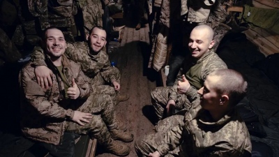 «Οι έντεκα γενναίοι» - Τι απέγιναν οι πρώτοι Ουκρανοί νέοι που υπέγραψαν εθελοντικά σύμβαση με το στρατό