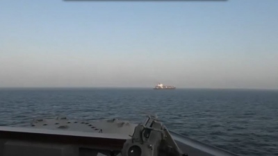 Επίθεση στο ιρανικό πλοίο εμπορευματοκιβωτίων Toska από το Αμερικανικό πολεμικό ναυτικό… είναι οι πειρατές της θάλασσας