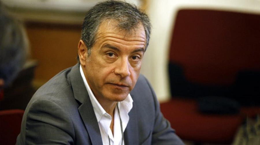 Θεοδωράκης: Να σταλούν στο Ευρωκοινοβούλιο σοβαροί άνθρωποι
