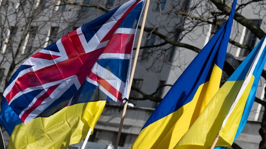 Βόμβα Times: Η Βρετανία απορρίπτει την άμεση εκεχειρία στην Ουκρανία - Απέναντι σε Putin και Trump η κυβέρνηση Starmer