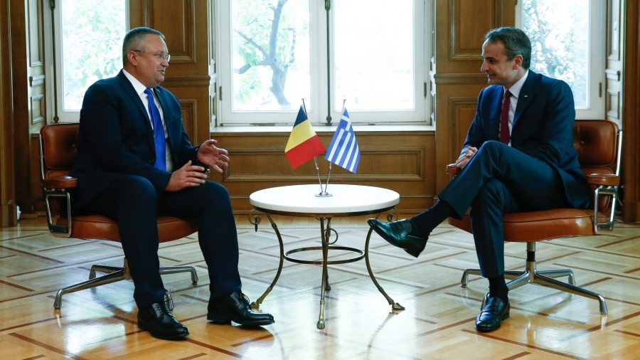 Συνάντηση Μητσοτάκη με Ρουμάνο ομόλογο: Κοινή πίστη στις αρχές του διεθνούς δικαίου