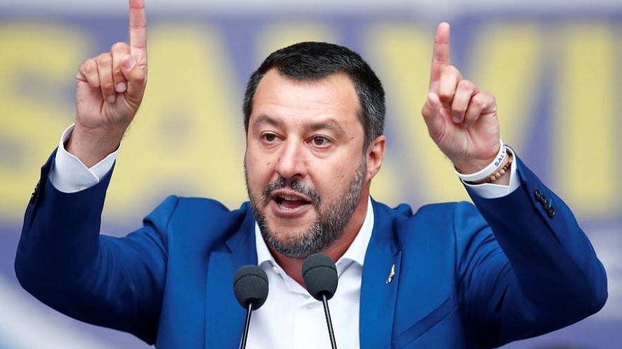 Σε στρατηγικό δίλλημα ο Salvini – Κρίσιμες αποφάσεις για το μέλλον της Ιταλία και της ΕΕ
