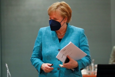 Merkel: Στηρίζουμε το πρόγραμμα COVAX του ΠΟΥ – Δωρίστε εμβόλια στις φτωχές χώρες