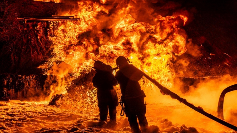 Πυρ και δέος στη Νότια Ουκρανία - Συναγερμός για αεροπορικές επιθέσεις σε Nikolaev και Οδησσό