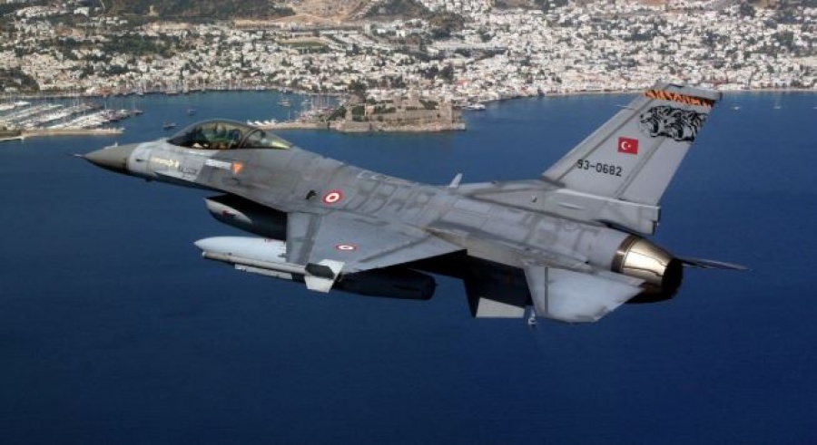 Μπαράζ παραβιάσεων από τουρκικά μαχητικά αεροσκάφη στο Αιγαίο Πέλαγος